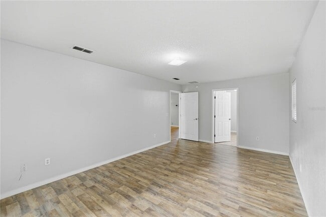 Building Photo - 91 Fir Dr