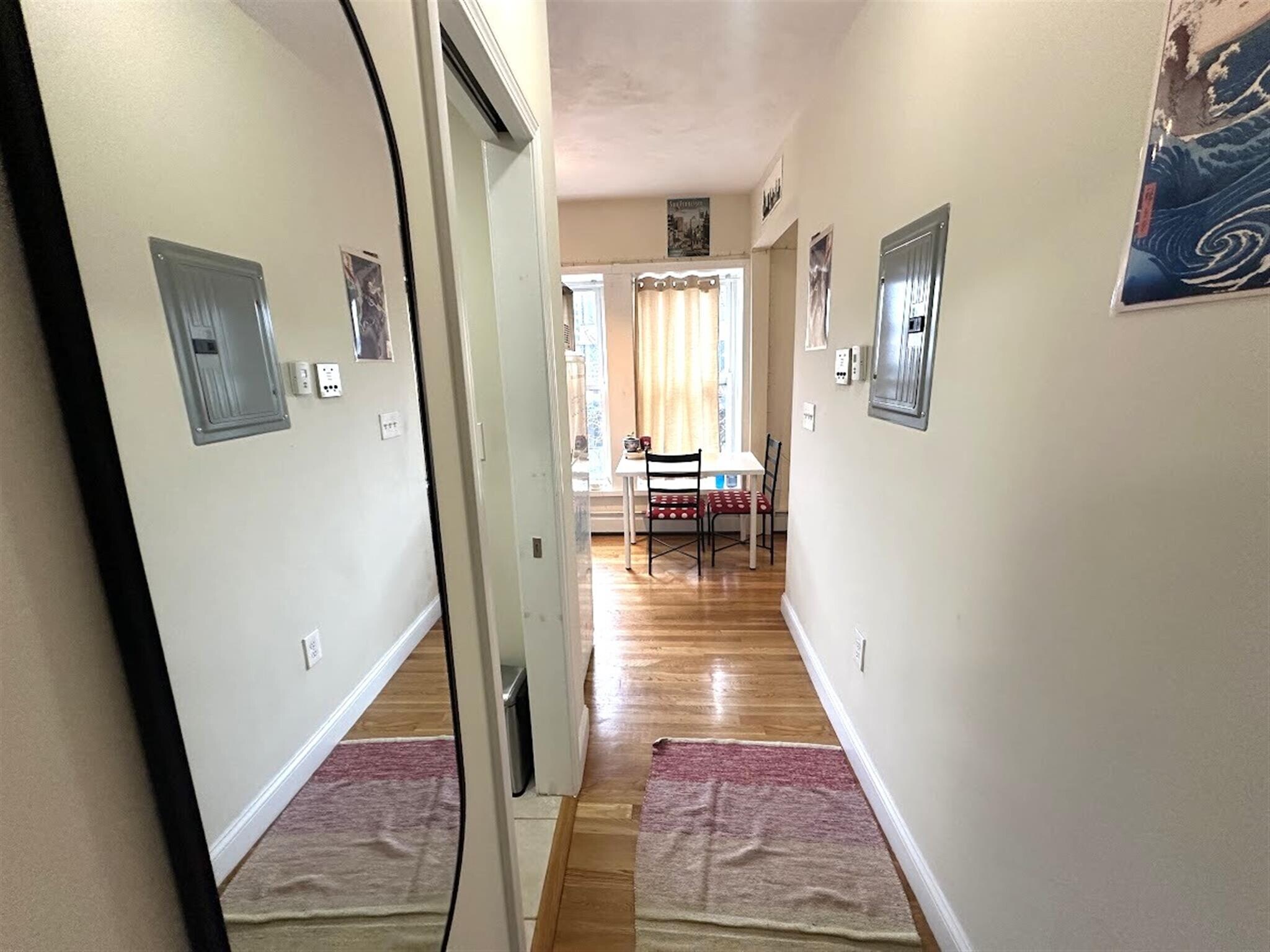 Building Photo - 1056 Cambridge St