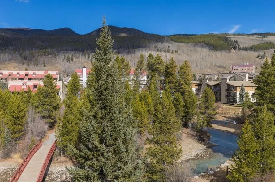 Building Photo - 1211 W Keystone Rd