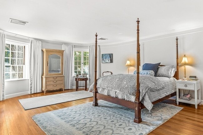 Building Photo - 2 Phillips Pond Rd