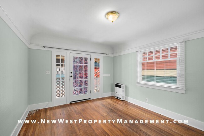 Building Photo - Charming Sherman Heights 2-Bedroom, Available Now!