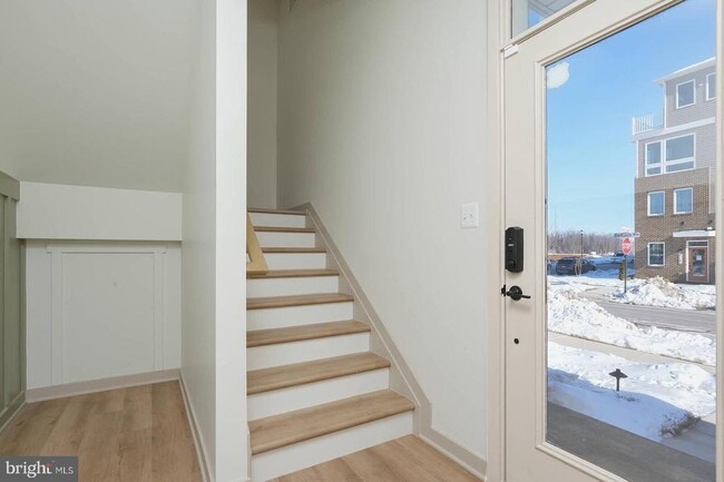 Building Photo - 710 Iron Frg Rd