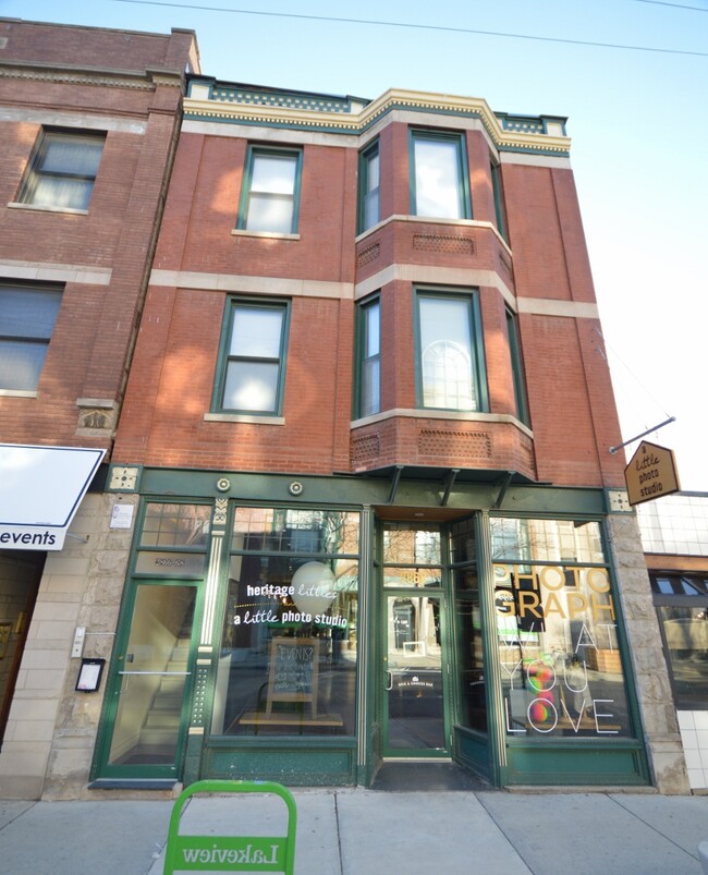 Primary Photo - 2868 N Lincoln Ave