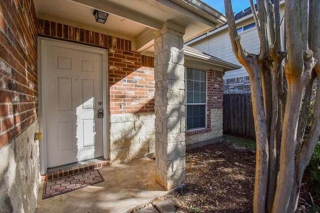 Building Photo - 20922 Barbons Heath Ct