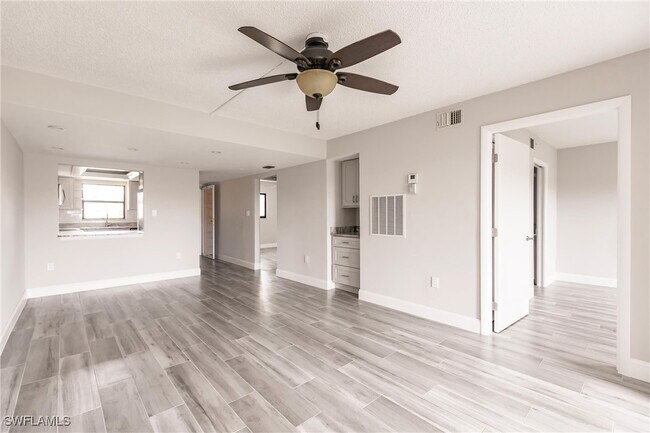 Building Photo - 16361 Dublin Cir