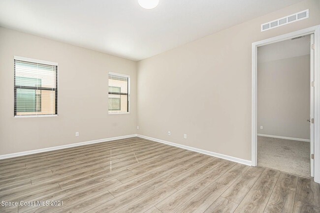 Building Photo - 706 Lanai Cir