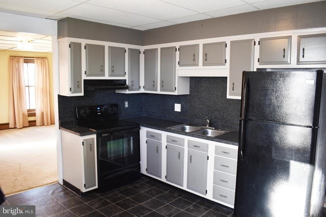 Building Photo - 1208 Montgomery Ave