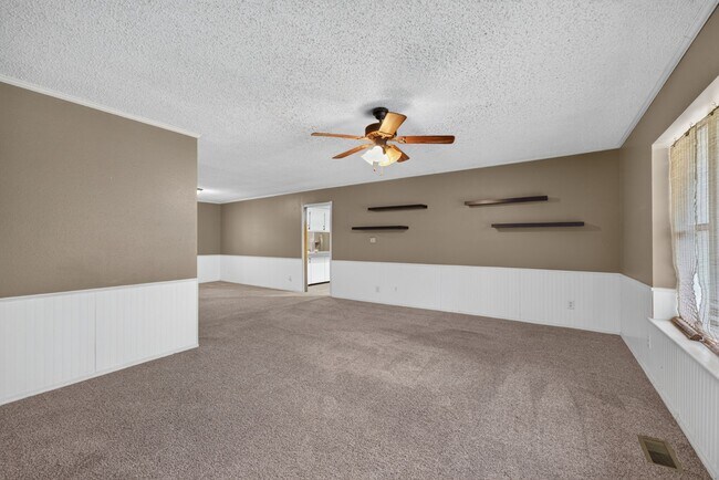 Building Photo - 7700 W 43rd St S