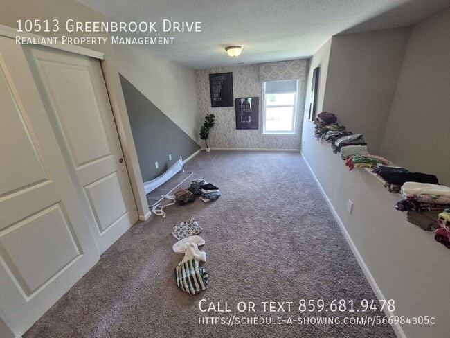 Building Photo - 10513 Greenbrook Dr