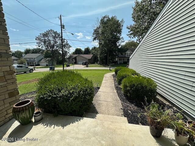 Building Photo - 1807 Oriole Dr