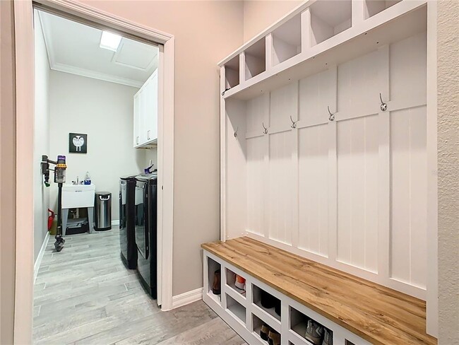 Building Photo - 10759 Petrillo Wy