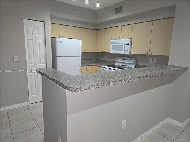 Building Photo - 2151 W Preserve Way