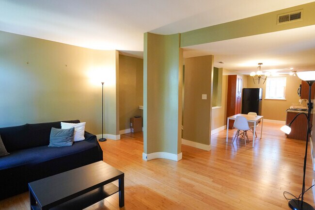 Building Photo - 615 Westgate Ave