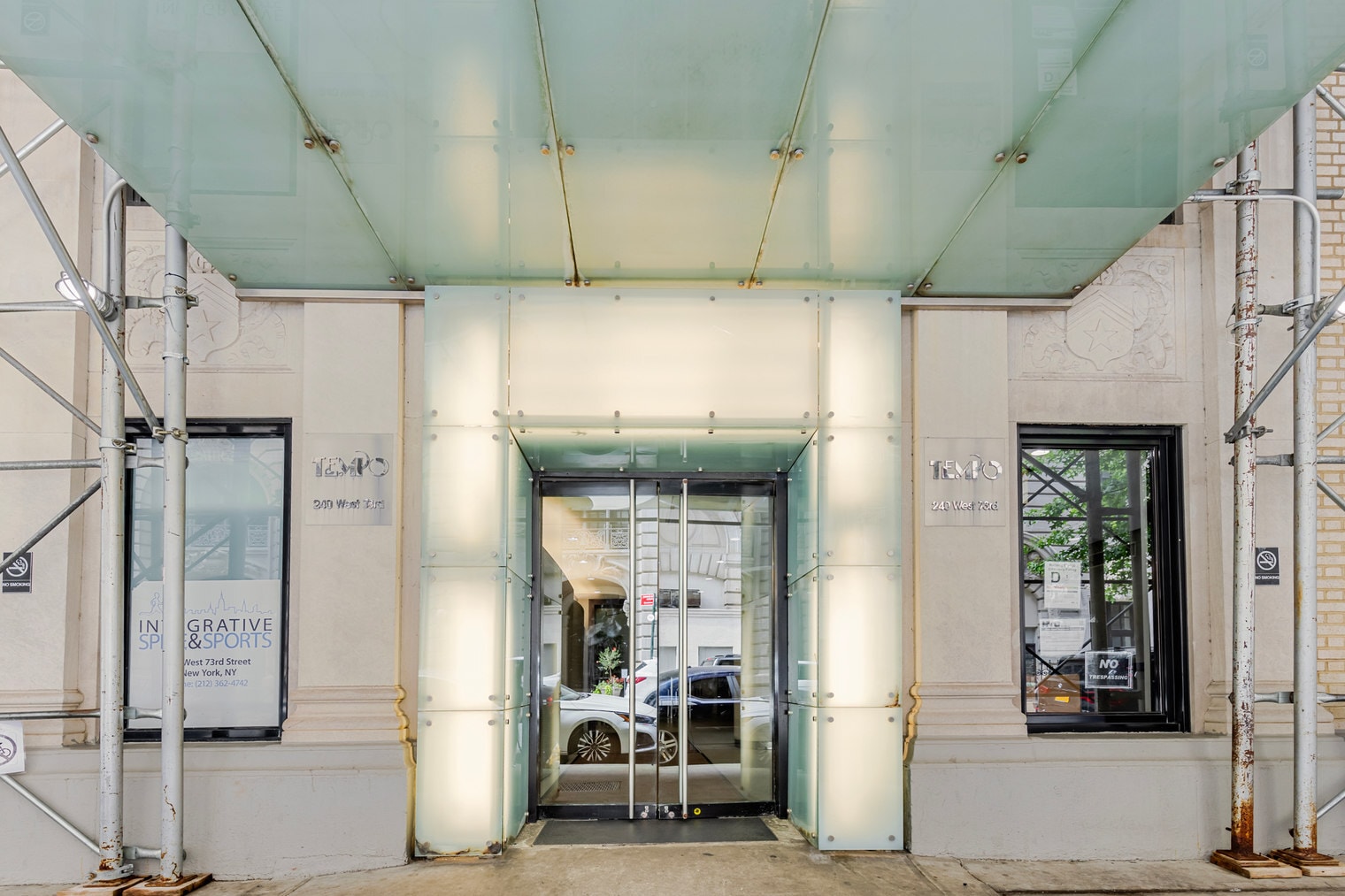 Building Photo - 240 W 73rd St