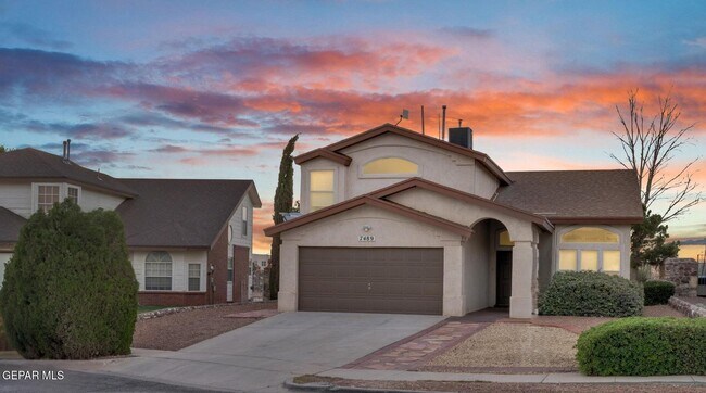 Building Photo - 7489 Plaza Redonda Dr