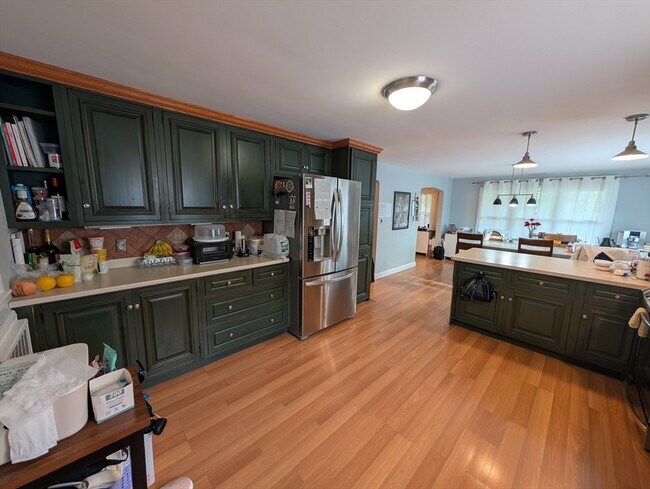 Building Photo - 276 Linwood Ave