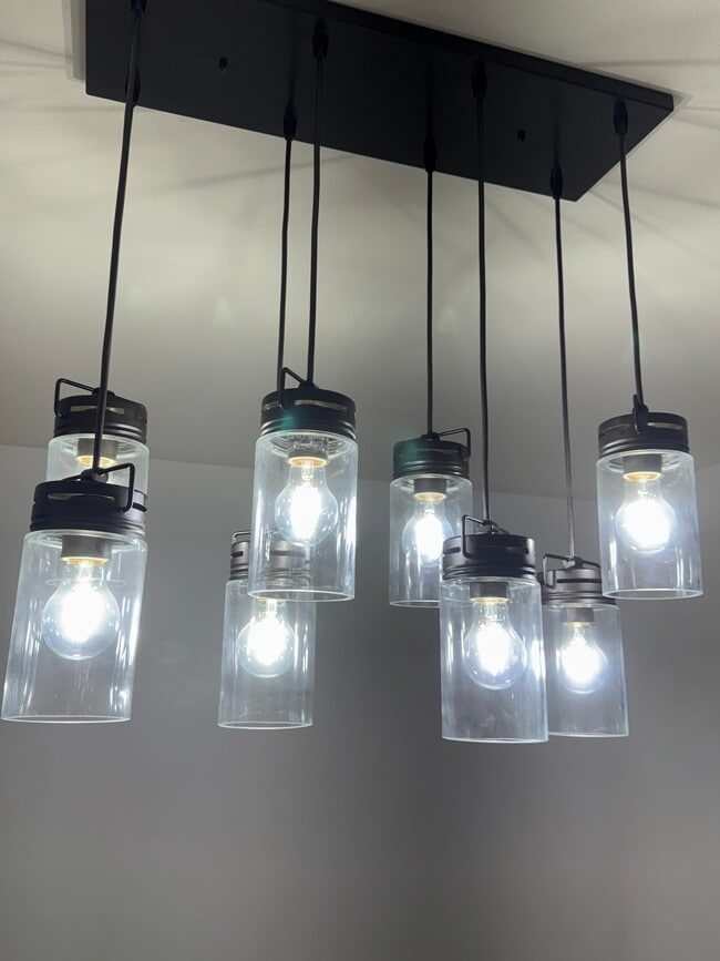 Building Photo - 4120 E Congress Ave