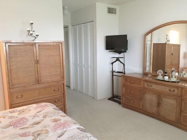 Building Photo - 3660 Ironwood Cir