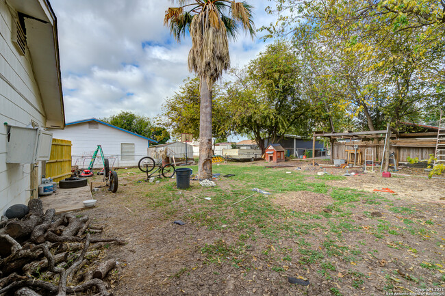 Building Photo - 8719 Easy Valley St