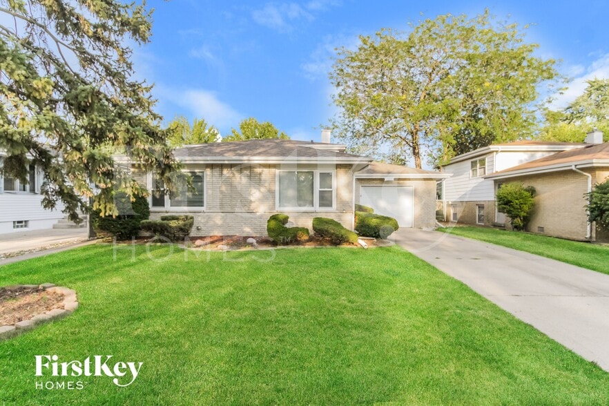 Primary Photo - 17053 Grant St