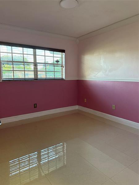 Building Photo - 10911 NW 18th Pl