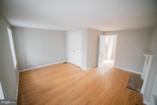 Building Photo - 1107 N 3rd St