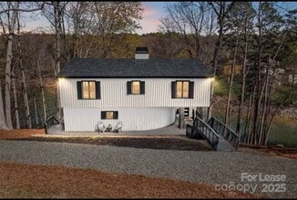 Building Photo - 216 Hermance Ln