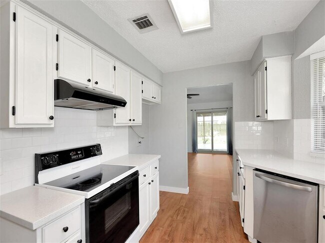 Building Photo - 3115 Founders Green Cir