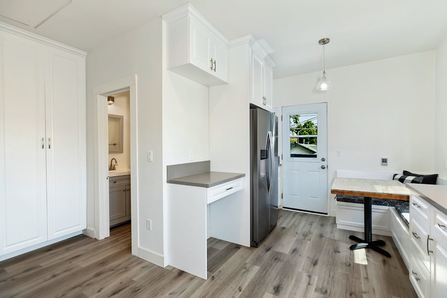 Kitchen - 5841 Ernest Ave