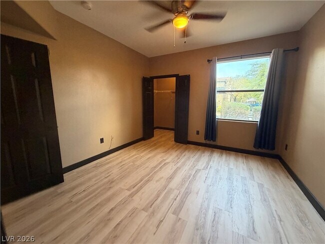 Building Photo - 8000 W Badura Ave