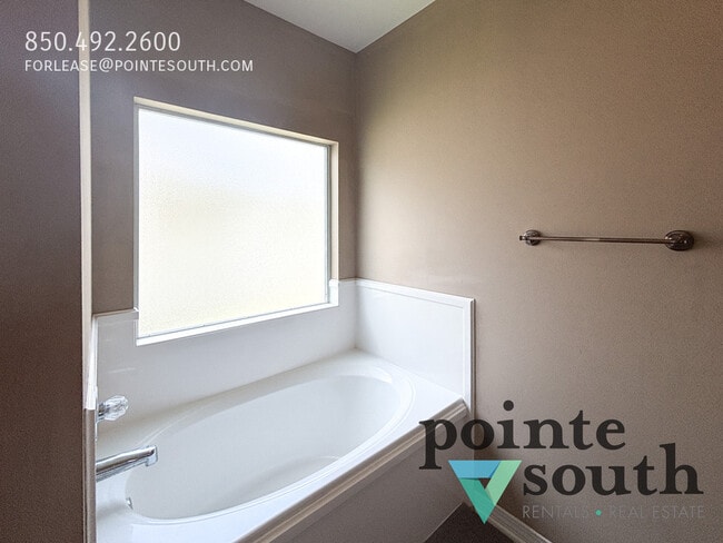 Building Photo - 29956 St Simon St