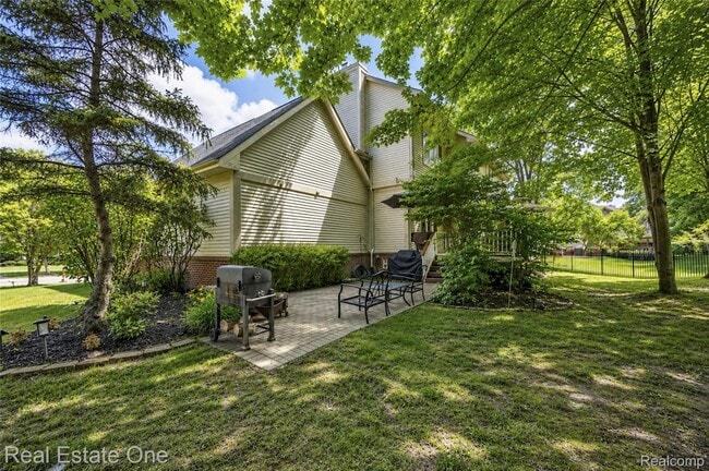 Building Photo - 3481 Castlewood Ct