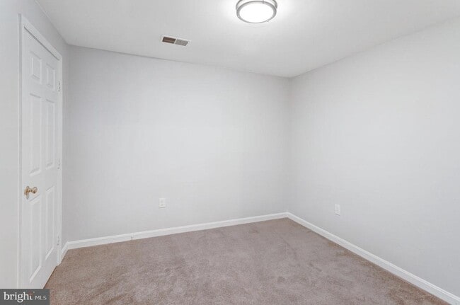 Building Photo - 14118 Carmody Pl