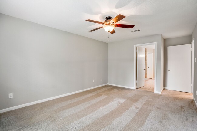 Building Photo - 7607 Wycomb Ln