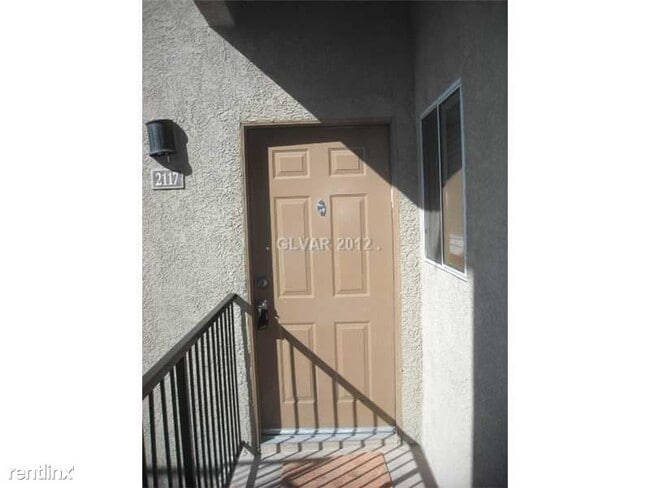 Building Photo - 4400 S Jones Blvd