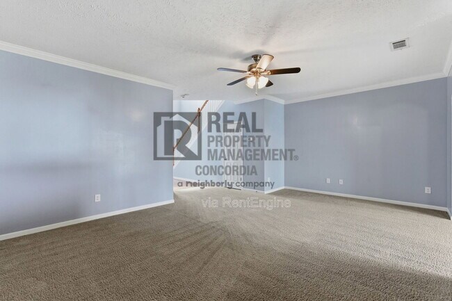 Building Photo - 1518 Hamden Dr