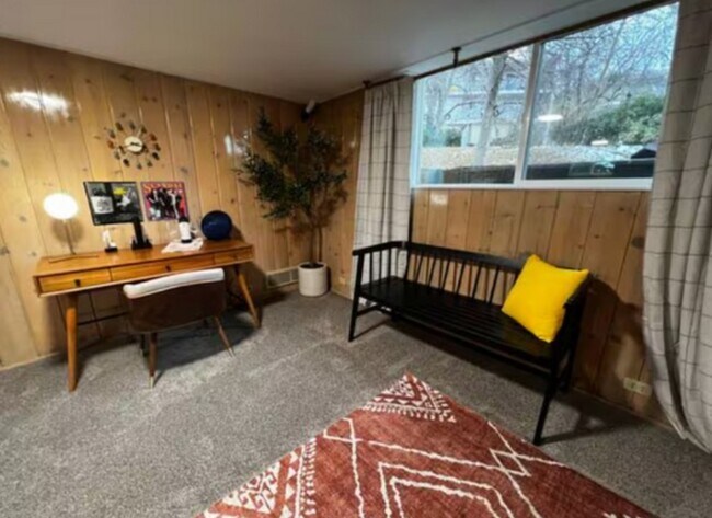 Building Photo - 1945 S 2600 E