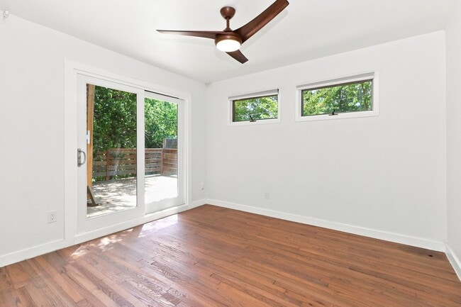 Building Photo - 3507 Vineland Dr