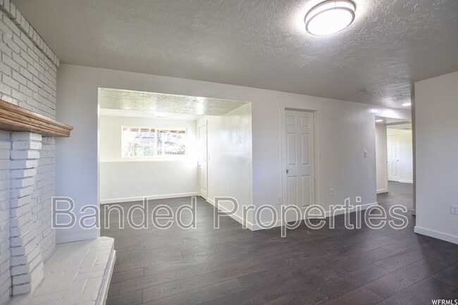 Building Photo - 2088 W 4100 S