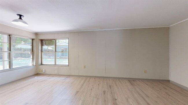 Building Photo - 1501 13th St N