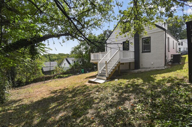 Building Photo - 4212 Byers St