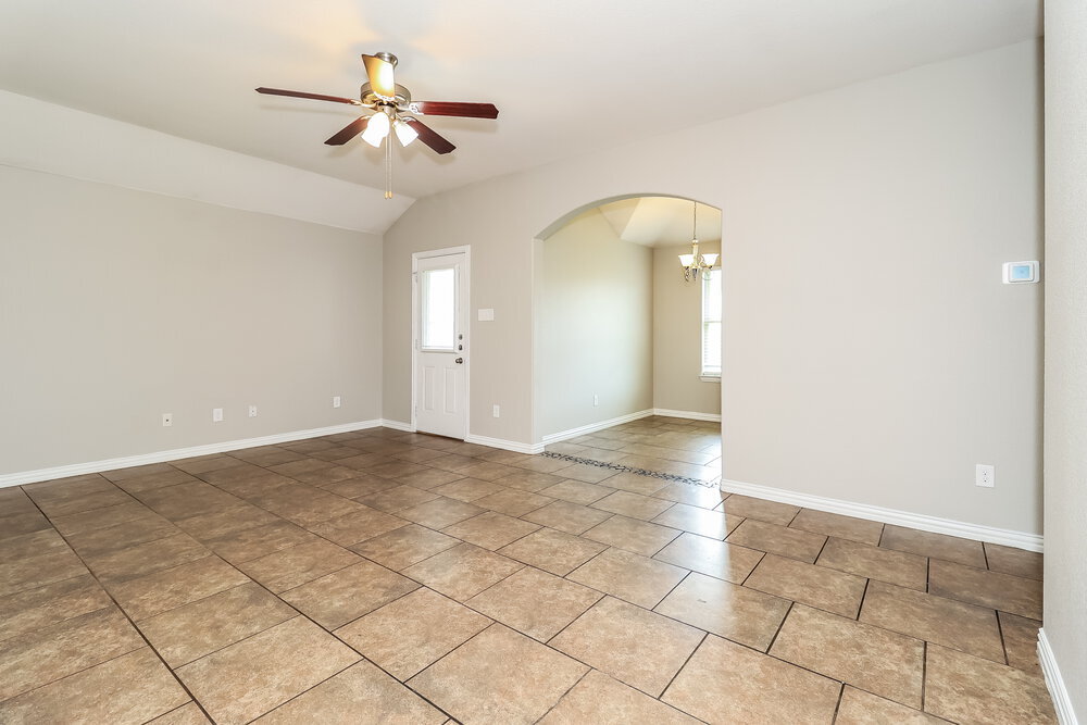 Building Photo - 7617 Hollow Forest Dr