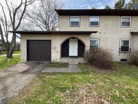 Building Photo - 1851-1853 Lake Club Dr