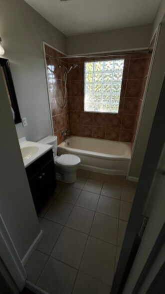 Building Photo - 10202 Futurity Way