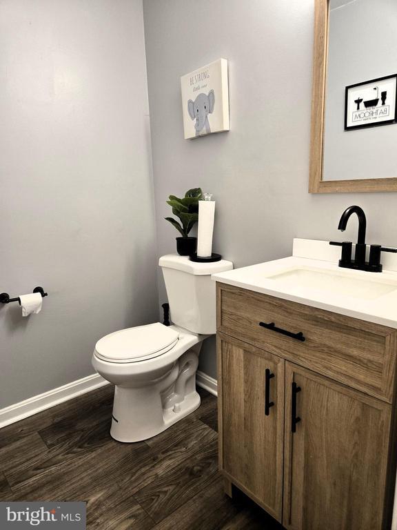 Building Photo - 7832 Canter Ct
