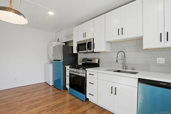 Building Photo - 312 Brookes Ave