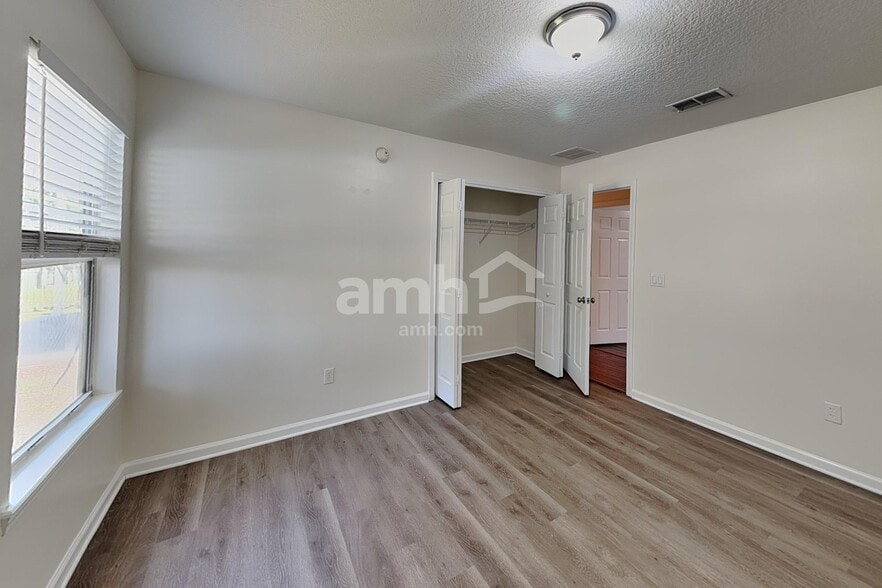 Building Photo - 4086 Ringneck Dr