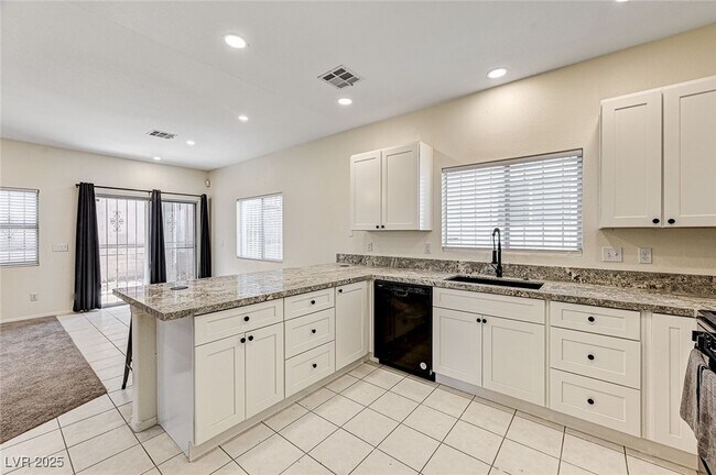 Building Photo - 8309 Clearbreeze Ct