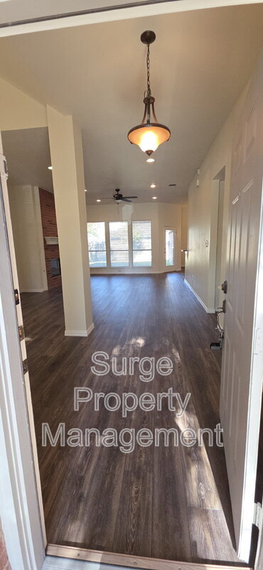 Primary Photo - 629 Dorchester Dr