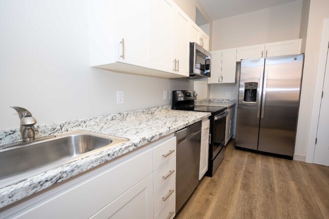 Building Photo - 103 N 1st St